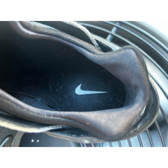 Nike Air Huarache Triple Black(Men’s 10.5) - Picture 13 of 14